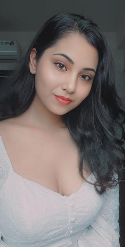 Hello Sexy, My Self Sanaya 
Its such a great pleasure to get your attention somehow.
I'll try in the best of way possible to describe myself so you can be excited to meet me or just to decide that I'm