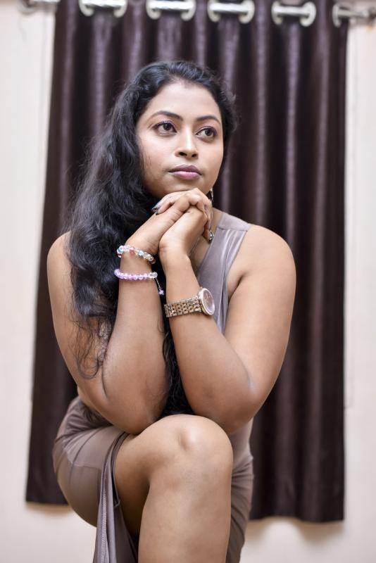 Hi myself MOU the most trusted and genuine independent escorts in Kolkata.i know the right way to satisfy you with my sensuality and noughtiness.come and be amazed at the way I feel you a dirty compan