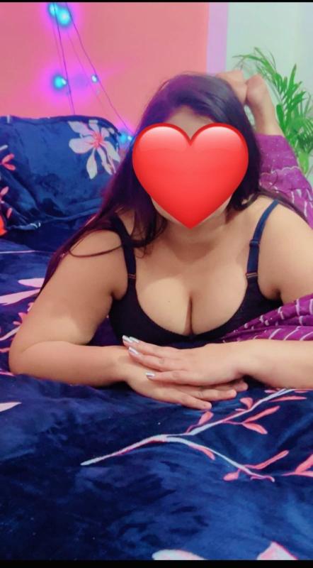 Hello dear, welcome to my profile, I am Ashi, I live alone.
◻️I'm chubby Housewife with big ASS. Annu (Real & Cam) – Indian escort in New Delhi
◻️Body assets 38-35-42.
◻️I provide sexual encounter rea