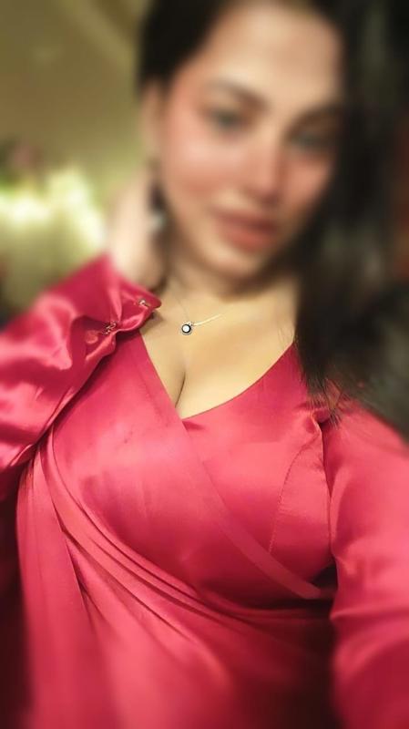 HI Iam Niharika Bassically From Chandigarh Now I am Working Here In New Delhi As Truly Independent Girl.
I Am Here To Give Sexual Pleasure To My Clients For Which Many People Are Standing In Queue
Mak