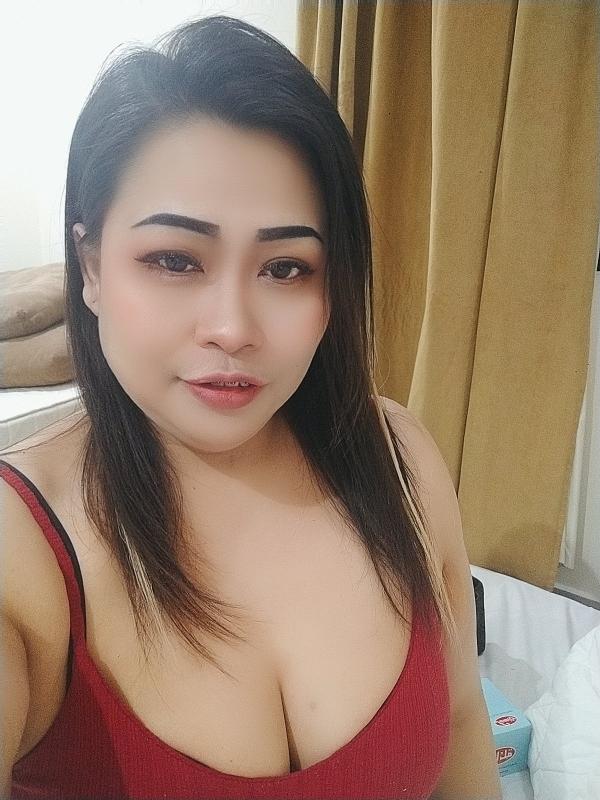 Hello my lovely gentlemen, my name is Anna from Thailand. I live and work as a massage therapist in Bangkok. I am a 37 year old chubby girl but my face may be only 29😊 I weigh 76 and am 162 centimeter