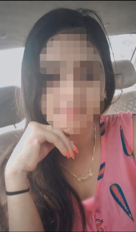 Hello dear this is Jaya 22 years old independent working girl in Chennai 
I'm always happy and smiling. I am a passionate lover and can be the perfect sexy girlfriend and much more.
So give me chance