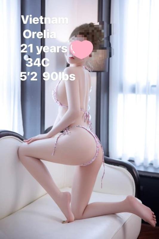 Latina and Chinese girls. GFE, BBBJ. Only 200 for 30min.