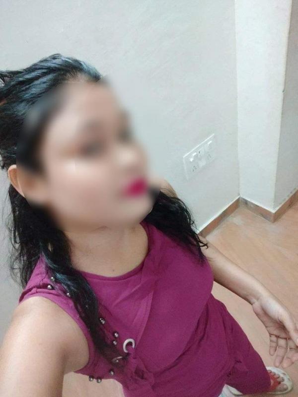 Hello there sweetie, my name is Soniya am a 22-year-old independent girl, exactly what you need tonight in order to feel top pleasure.