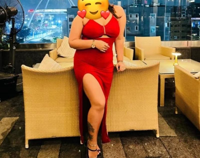 Hello  babe I am your bhabhi 
I am 29 year old.
I from Bangal but live in new Delhi.
I love sex and full service Blowjob💋💕😋😋
The time we spend together that will be sex adventure not just sex. 
I am w