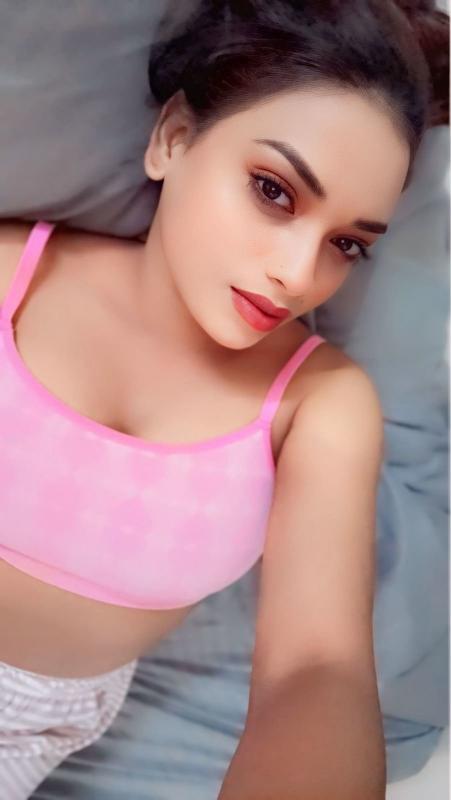 Hello lovers, my name is Kanika, and im a flirty 22 years old independent call girl who can treat you to a wild passionate adventure. in bed, im great lover who will keep you company and make sure you