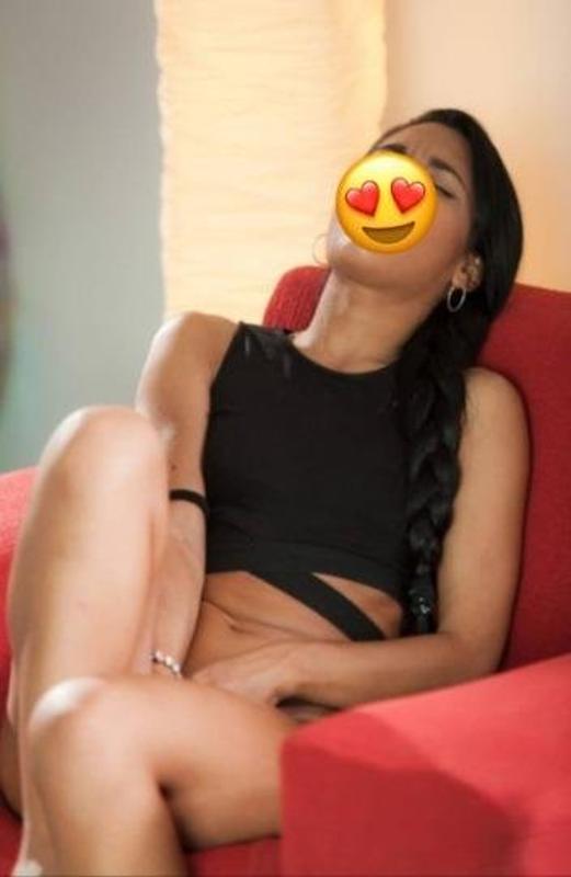 Flaquita Apretadita (954) 271-9464 GFE GFE GFE