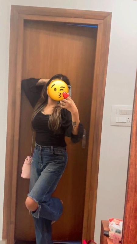 Hi friends, I am Dhruvika, I am a young girl of 22 years. I study in Bangalore University, live in a girls hostel. I love night parties and shopping, I lead a vibrant and social lifestyle along with m