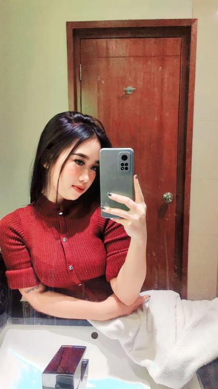 Darling,
I'm Mella Vianisty 22 years, living in Jakarta. I have good massage and service skills. Procession massage services, full body oil massage and I can provide your pleasure services hj, bj, and