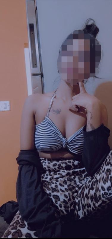 I am Sonali Singh stunning 23yrs. I am very fair, decent, well spoken, 5.4" tall, with stats. I am Petite types( Slim girl), I am beautiful girl I will wow you with my presence and experience. I have